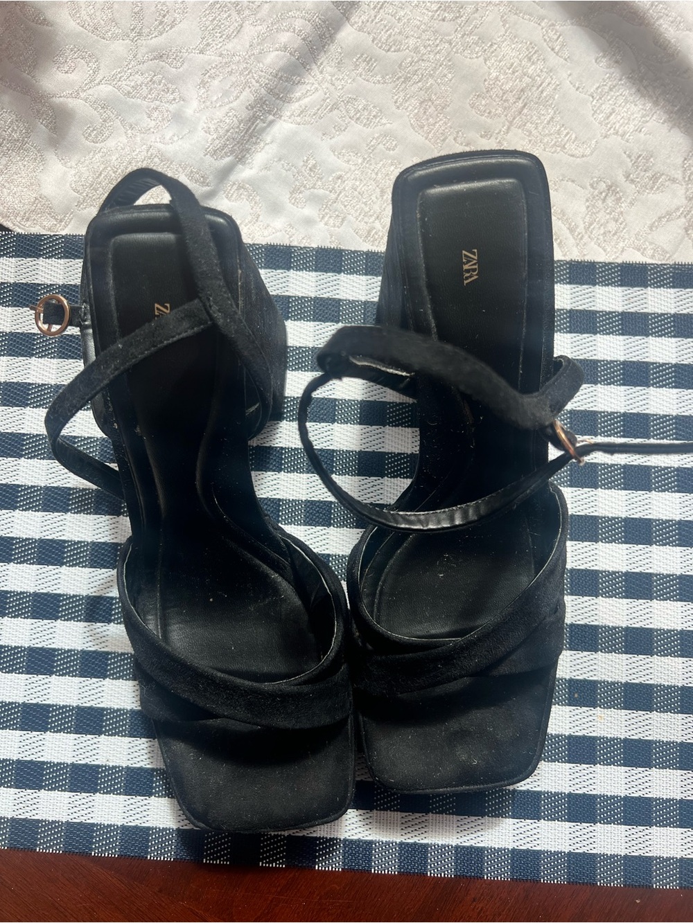 ZARA Black Strappy Square-Toe Block Heel Sandals